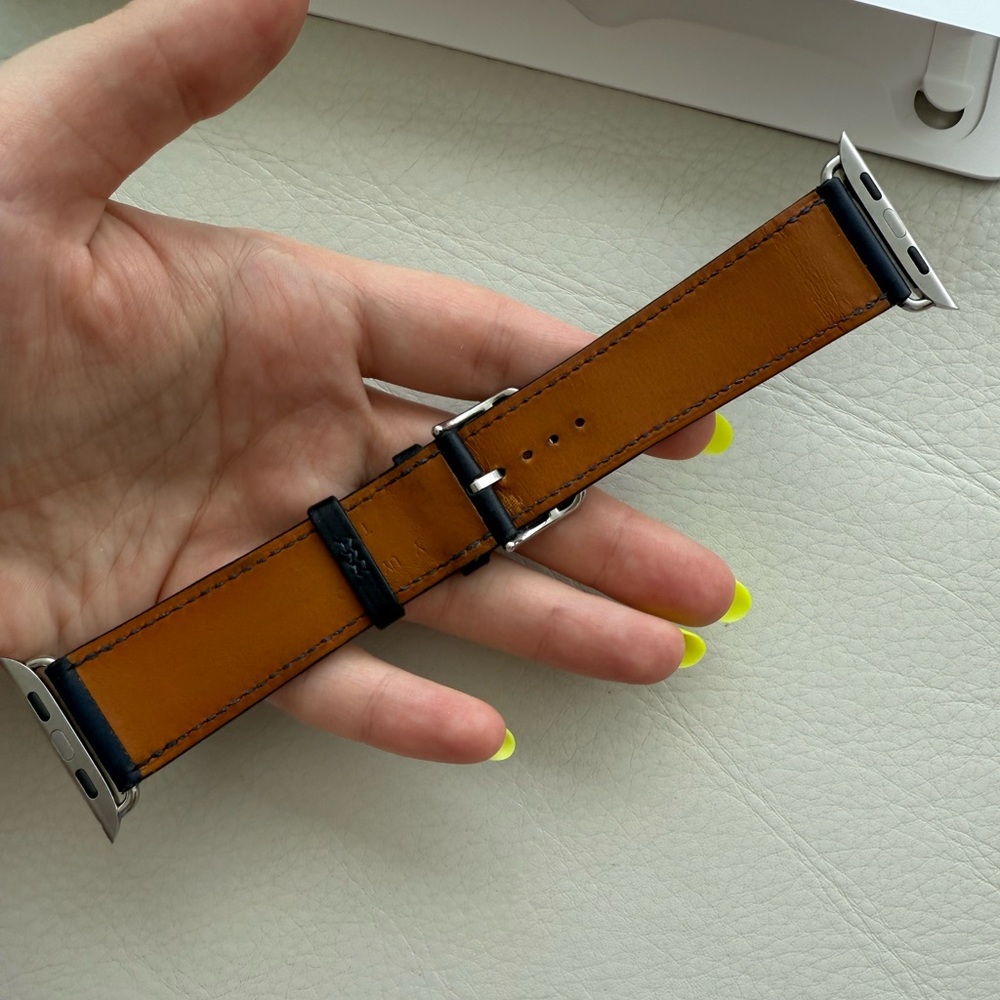 Hermes Navy Single Tour Leather 45mm Apple Watch Band - Picture 7 of 12